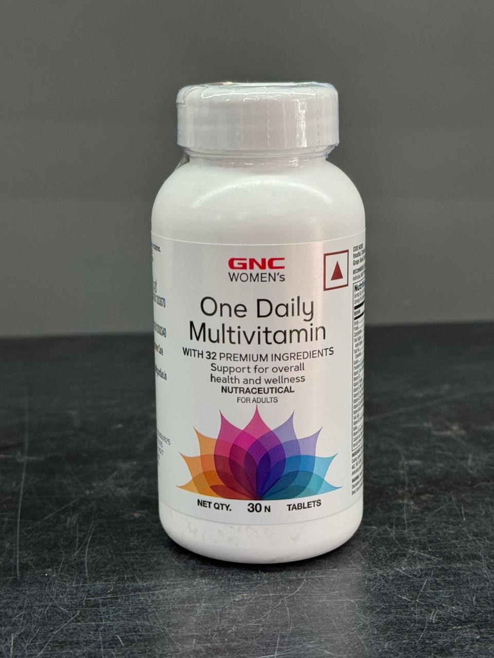 GNC Women's One Daily Multivitamin with 32 Premium Ingredients - 30 Tablets