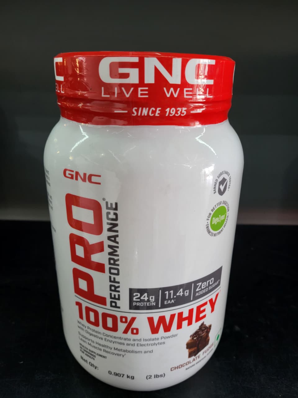 GNC Pro Performance 100% Whey - 0.907 kg (2 lbs) - Chocolate Fudge